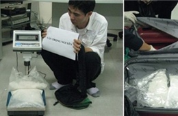 Một người Thái chuyển 5 kg cocain qua sân bay Tân Sơn Nhất
